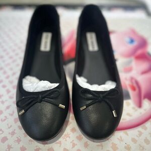 Steve Madden Black Flats with Bow Detail